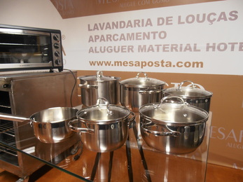 A133 KIT SHOWCOOKING (1 Panela, 4 tachos com tampa + 1 caçarola)